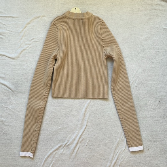 NWT Runway Scout neutral knit sweater set top/skirt size xs. Skirt has slit - Picture 4 of 11